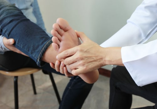 Expert Tips for Choosing the Right Doctor for Foot Pain